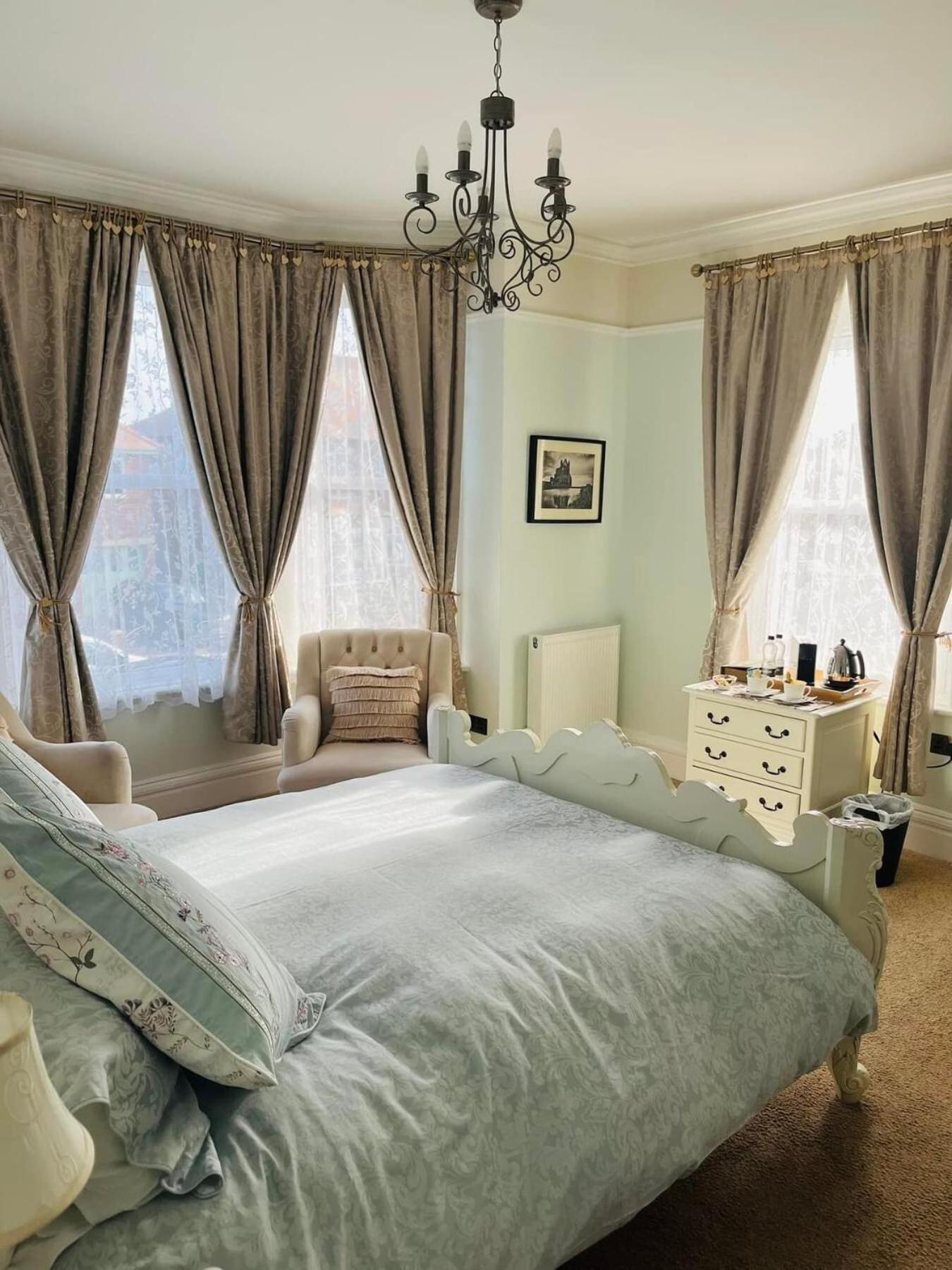 Bed and Breakfast Abbotsleigh Of Whitby Zewnętrze zdjęcie