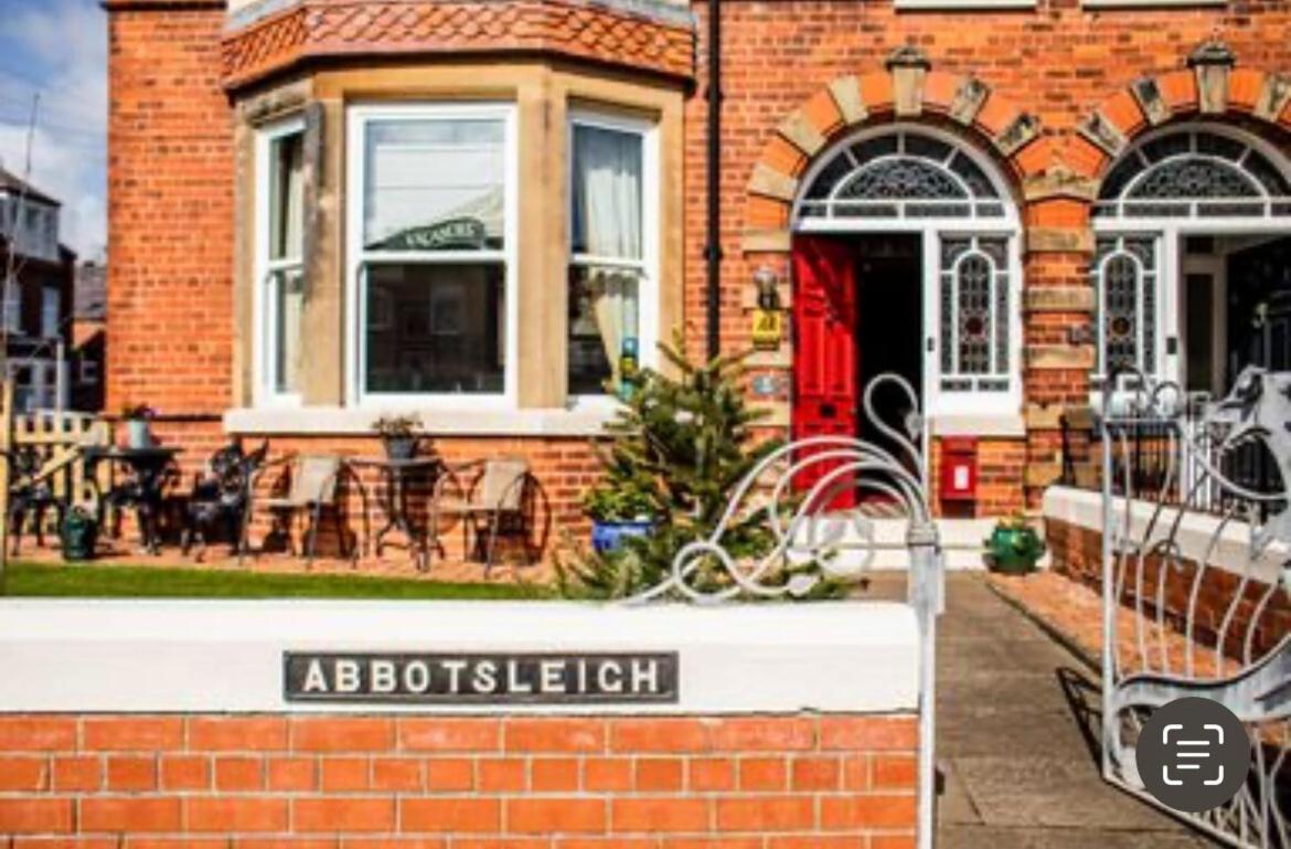 Bed and Breakfast Abbotsleigh Of Whitby Zewnętrze zdjęcie